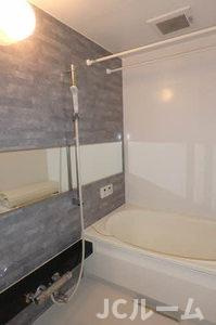 ベル・ネージュAの浴室