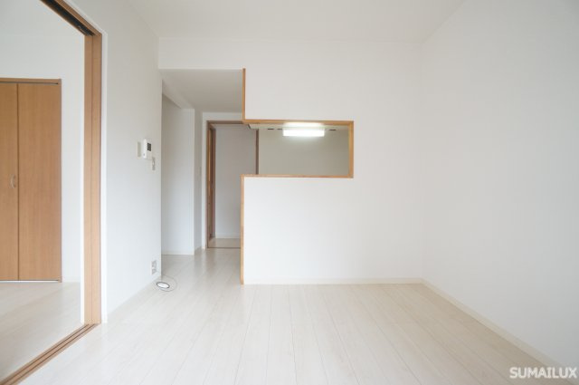 熊本市中央区黒髪１丁目の賃貸マンションの居間・リビング