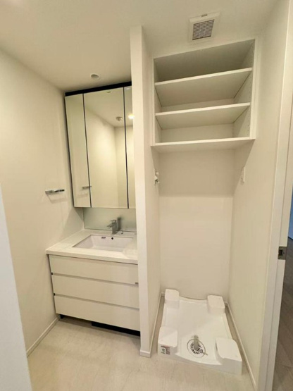 【独立洗面台】 | WORLD TOWER RESIDENCE