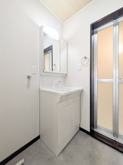 【洗面所】 | ラ・ルーチェ小美玉