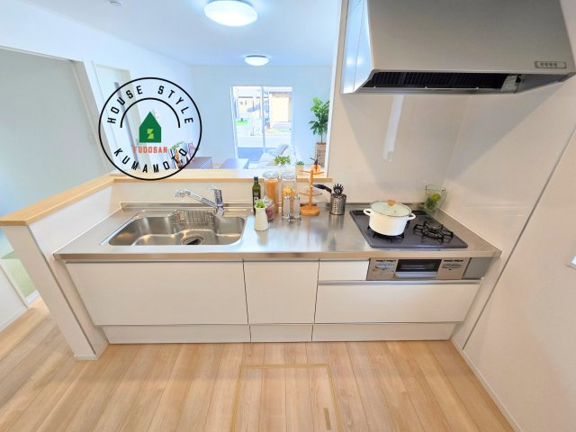 熊本市南区城南町下宮地第3-3棟（2号棟）の内観：施工例|忙しい朝でも家族揃って食事をしたいゆとりあるダイニングスペース。