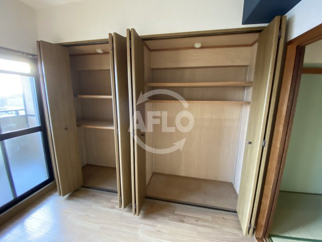 キオプラザ天満橋　滝川小学校の収納|キオプラザ天満橋　クローゼット