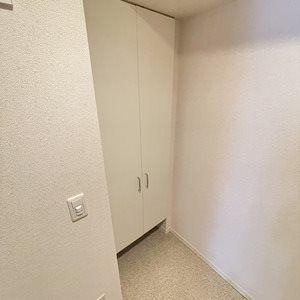 グランシャリオ栄　名古屋市賃貸　仲介手数料無料の玄関