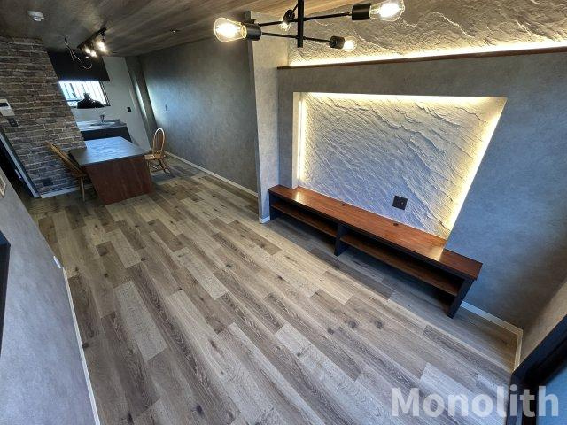 メゾンドタカの居間・リビング