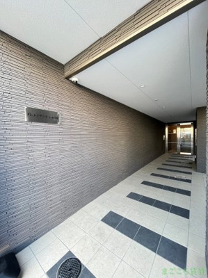 【エントランス】 | エフエルレジデンス心斎橋首府