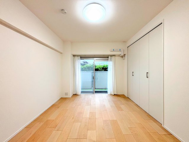 グリーンコーポ東戸塚A棟の洋室|◆気持ちの良い風が室内へ入り込む居室。家具を配置しても広々ご利用いただけます！！
