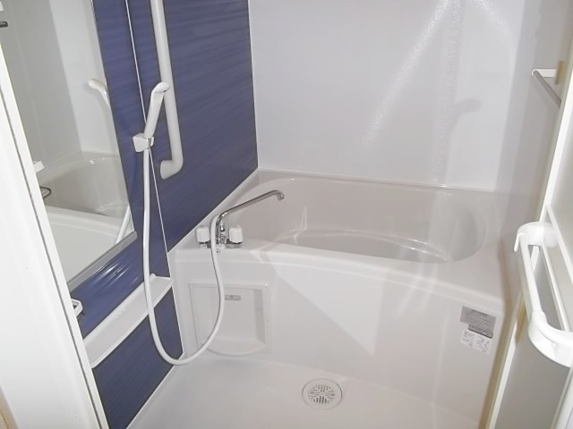 エリンコート矢切の浴室