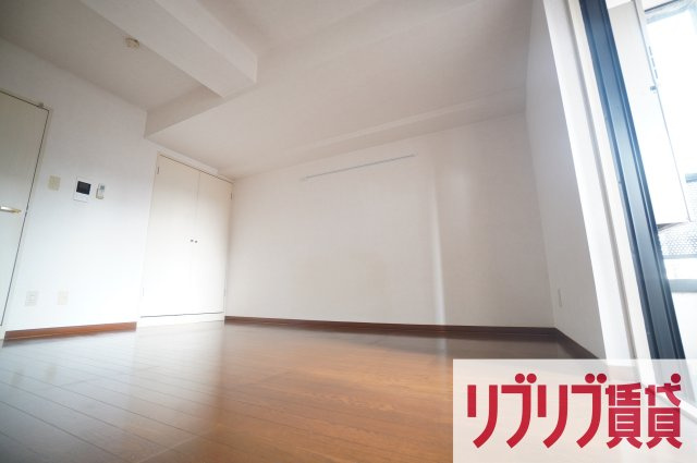 ベルメゾン松波の居間・リビング