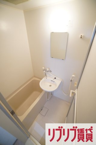 ベルメゾン松波の浴室