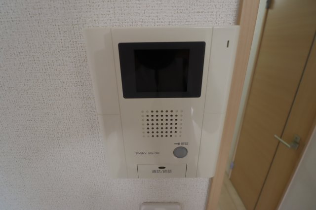 パレス龍大のセキュリティ|TVモニター付きインターホンで安心です