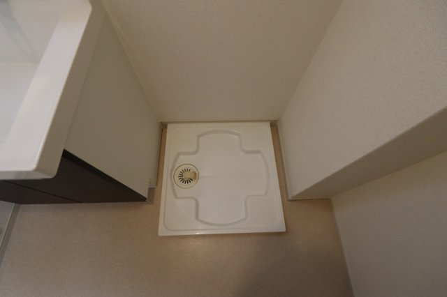 パレス龍大の設備|室内洗濯機置き場です