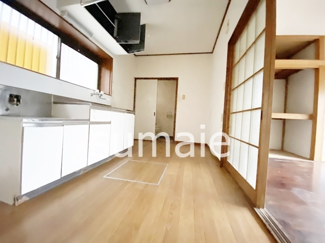 ゴールデンハイツＢの居間・リビング|★広々としたリビングです★