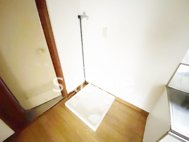 ゴールデンハイツＢのその他|★室内洗濯機置場です★