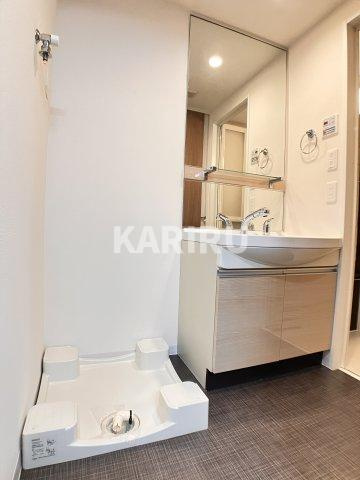 プレサンス堺筋本町駅前の洗面所