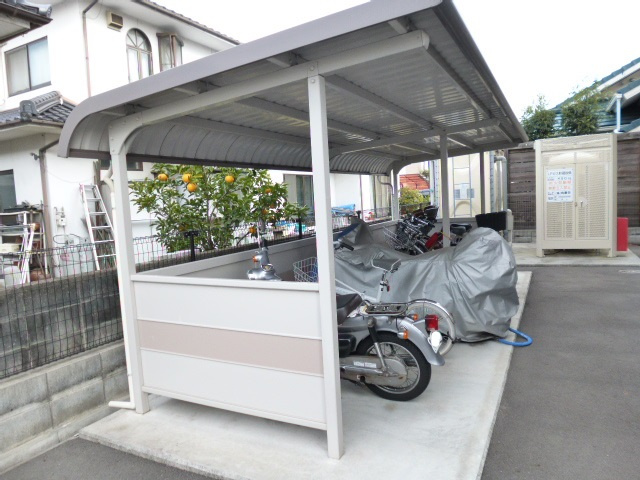 カーサフェリーチェⅢのその他共用部分|自転車置き場