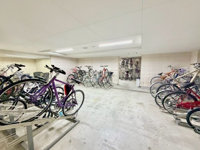 シティハウス星ヶ丘の駐輪場|駐輪場