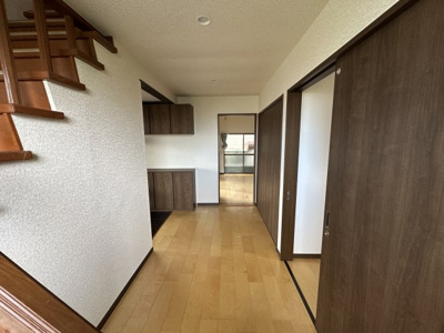 【玄関】 | 小林市細野 1,199万円