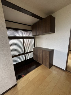 【玄関】 | 小林市細野 1,199万円