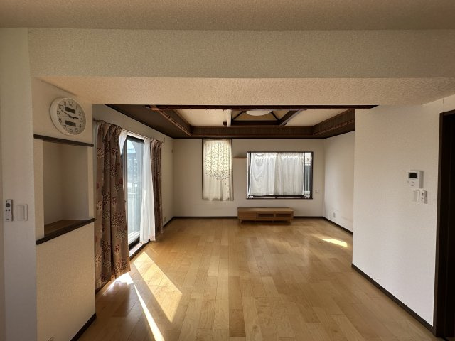 【居間・リビング】 | 小林市細野 1,199万円