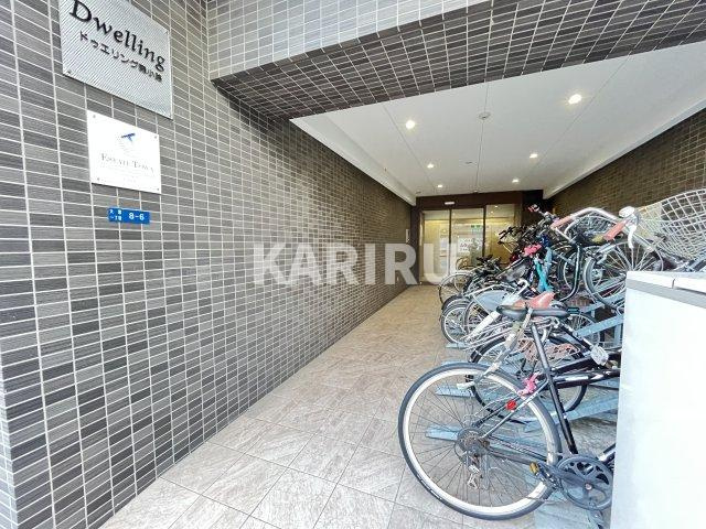 ドゥエリング森小路のエントランス