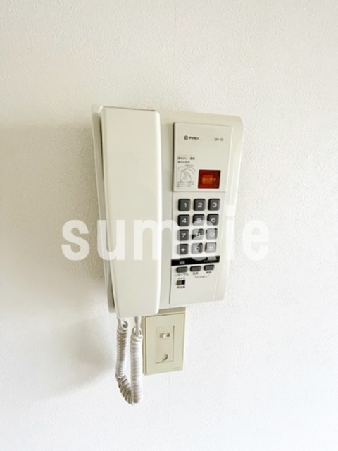 小松屋ビルのセキュリティ|インターホンです