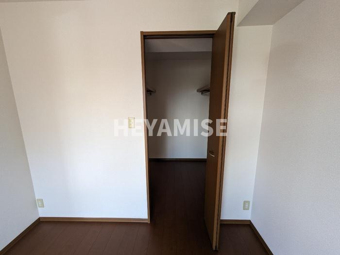 メルベーユ富の原D棟の収納