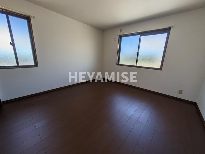 メルベーユ富の原D棟の内装