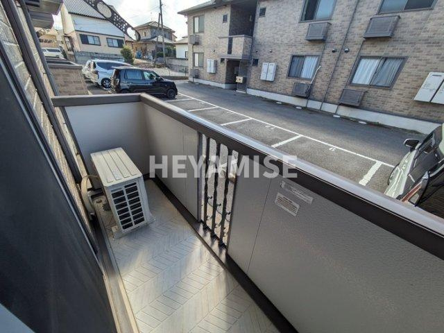 メルベーユ富の原A棟のバルコニー