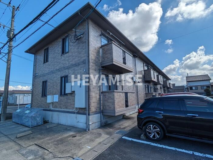 メルベーユ富の原A棟の外観