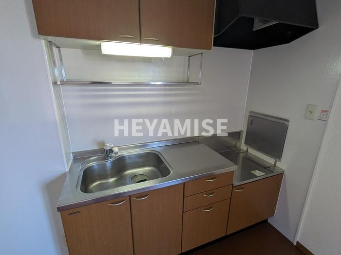 メルベーユ富の原A棟のキッチン