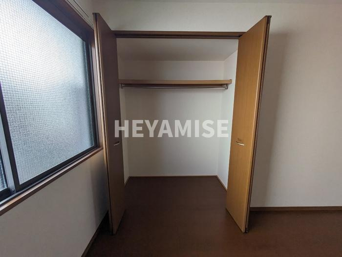 メルベーユ富の原A棟の収納