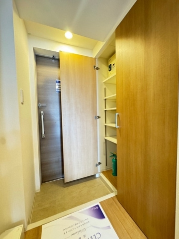 新品家具付きマンション亀戸8(KaGood東京)の玄関