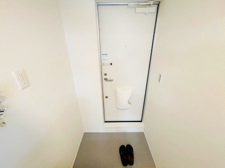 AW駒込ソメイレジデンスの玄関