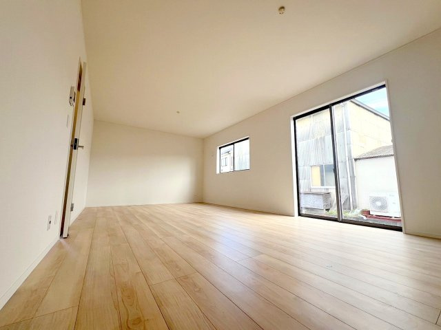 武蔵村山市岸1丁目　新築　全1棟の居間・リビング