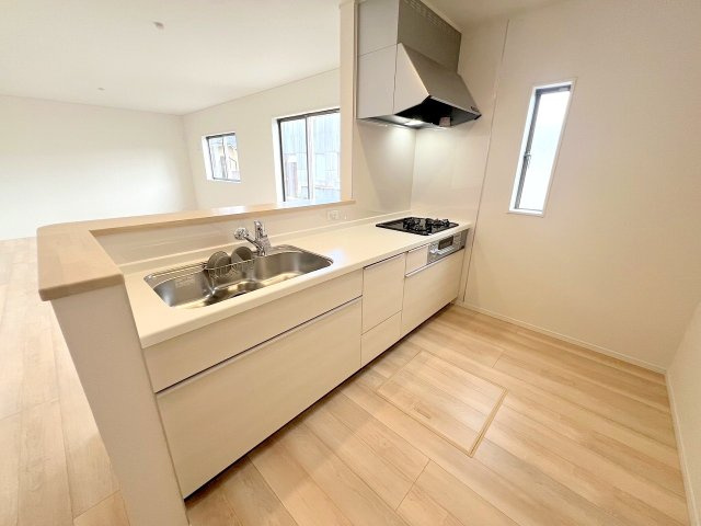 武蔵村山市岸1丁目　新築　全1棟のキッチン