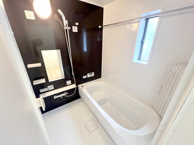 武蔵村山市岸1丁目　新築　全1棟の浴室