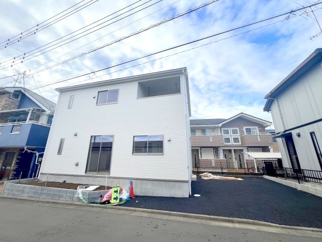 武蔵村山市岸1丁目　新築　全1棟の外観