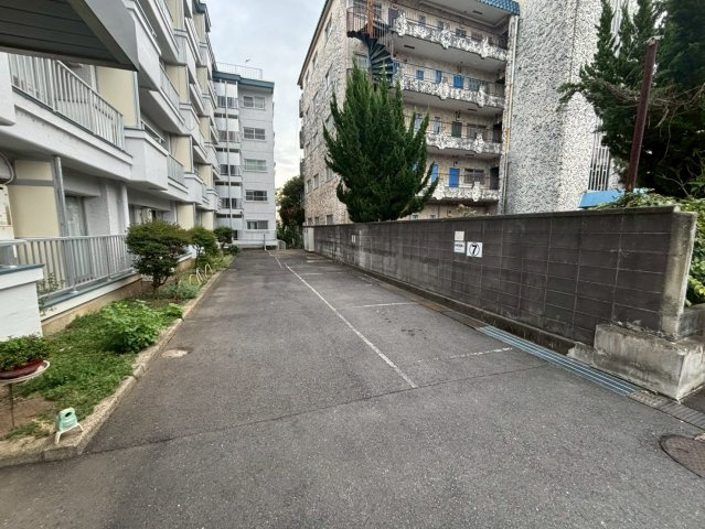 東カン水戸パークハイツの駐車場