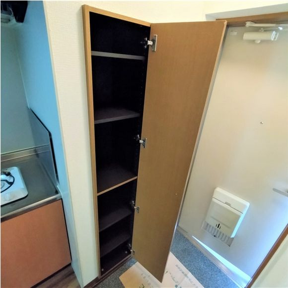 ゴールドハイツの玄関|★玄関にトールタイプのシューズボックスを設置★