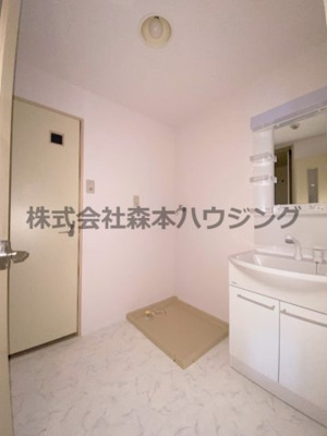 【洗面所】 | 　昇栄マンションⅠ | 広い洗面スペース