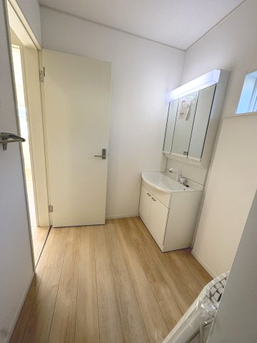 【洗面所】 | 福岡市西区今宿東3丁目第10　1号棟（全6棟）【仲介手数料無料・0円】 | 現地写真。