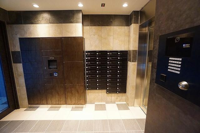 グランド神楽坂のエントランス