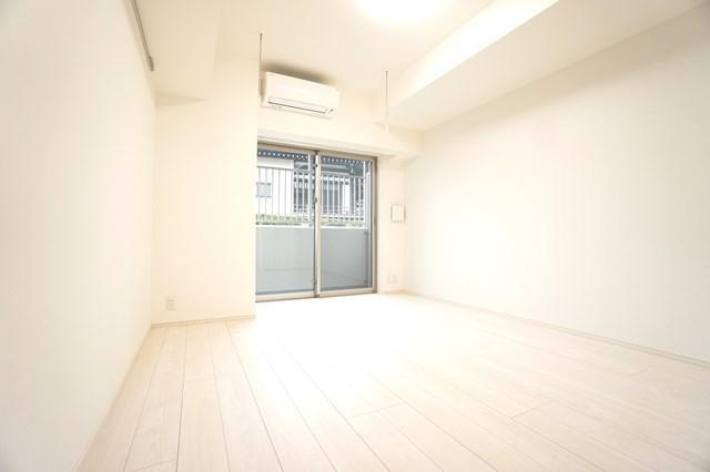 グランド神楽坂の居間・リビング