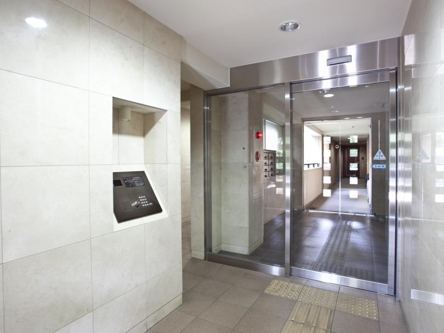 エステージ六義園のロビー