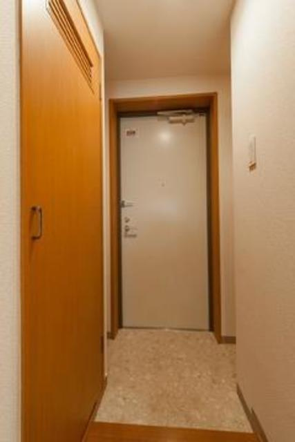 エステージ六義園の玄関