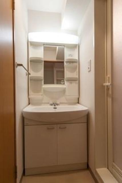 エステージ六義園の洗面所