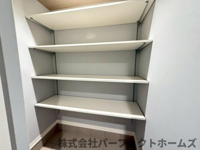 茄子作1丁目戸建の収納|収納豊富です