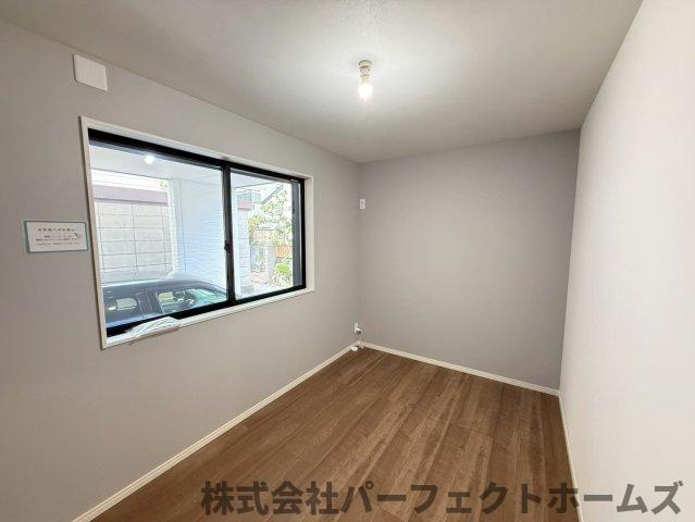 茄子作1丁目戸建の洋室|落ち着いた色調の洋室です