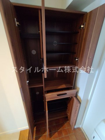 オリエンタルハイツの玄関