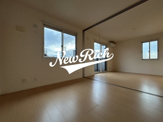 伊勢崎市中央町のアパートのバルコニー